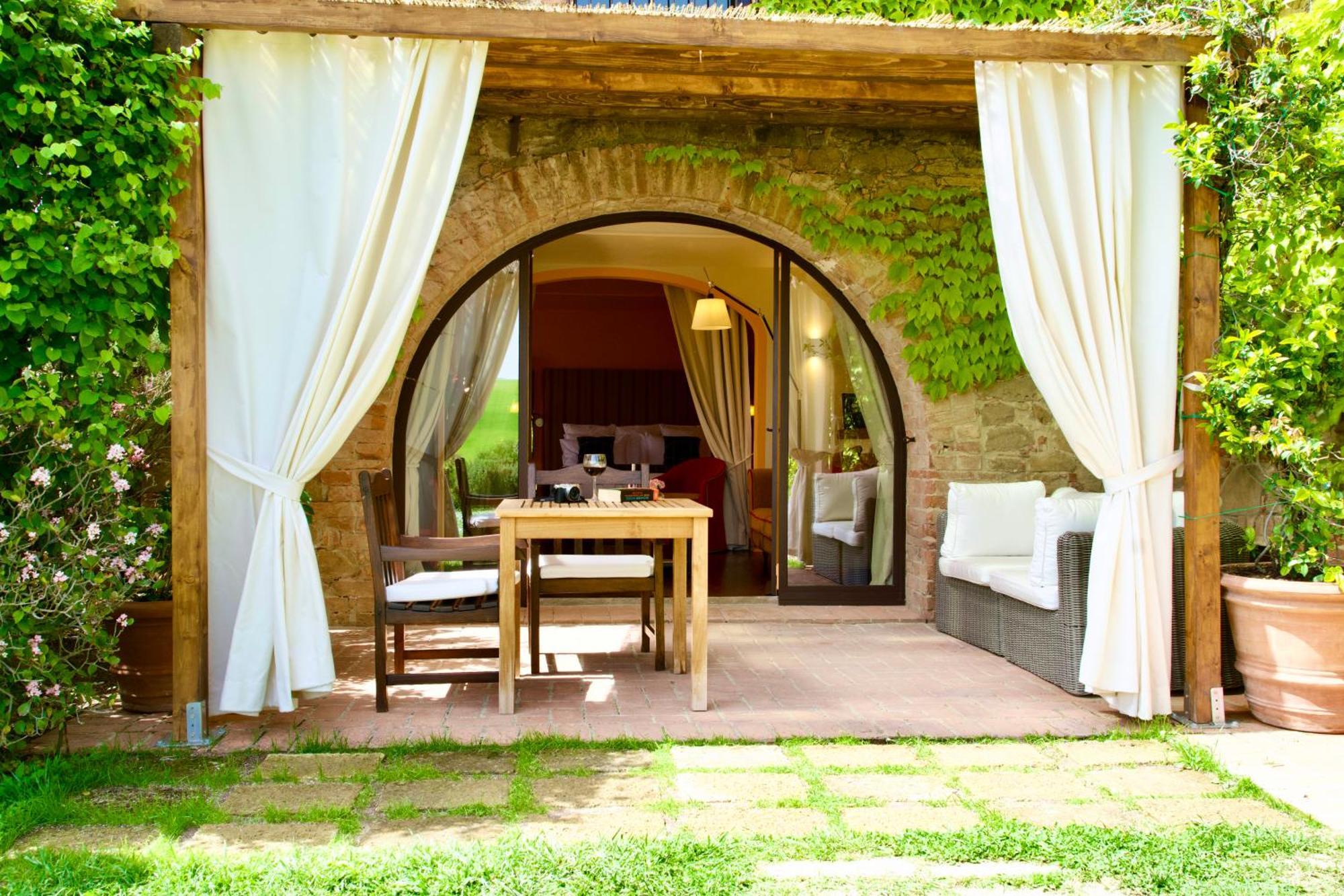 Bed and Breakfast L'Olmo Monticchiello Exterior foto