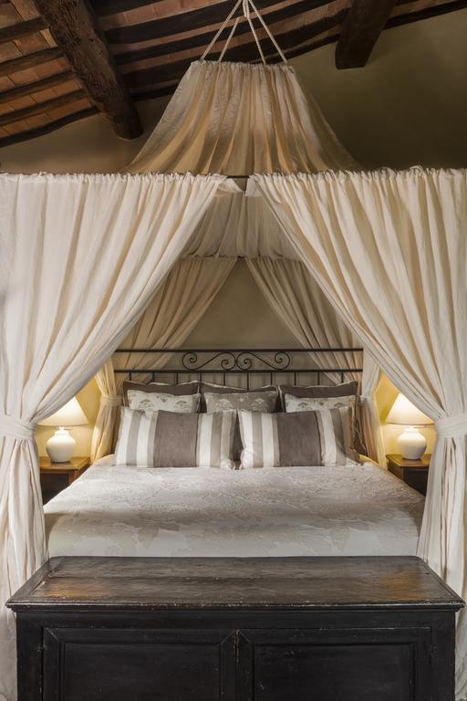 Bed and Breakfast L'Olmo Monticchiello Zimmer foto